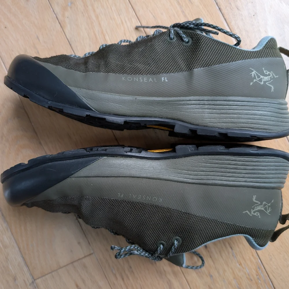 Arc'teryx Women's Green Konseal Shoes - Picture 2 of 6